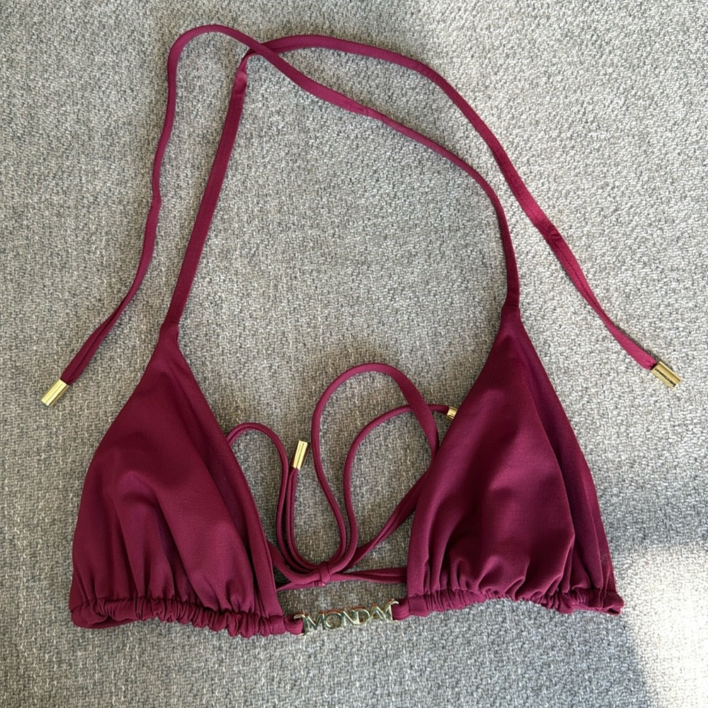 Monday swimwear bikini top
